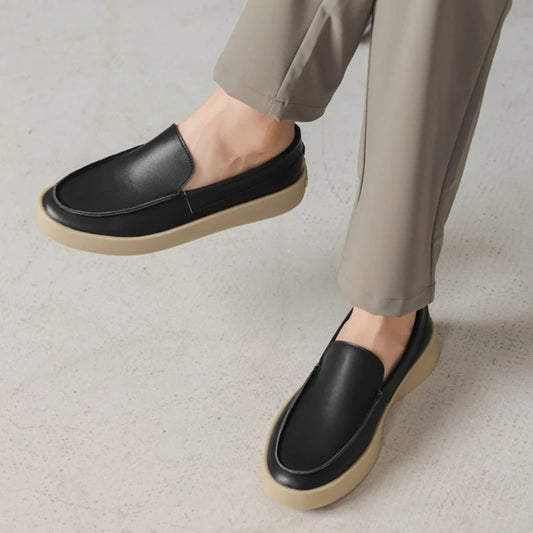 Sapato Em Couro Slip On