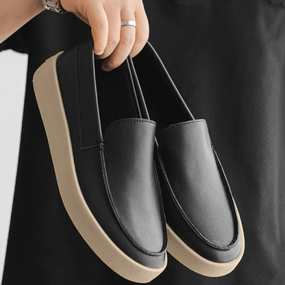 Sapato Em Couro Slip On